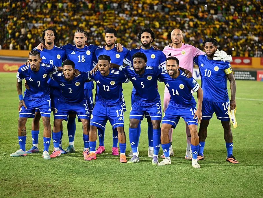 古拉索國家足球隊(photo: FourFourTwo)/金享