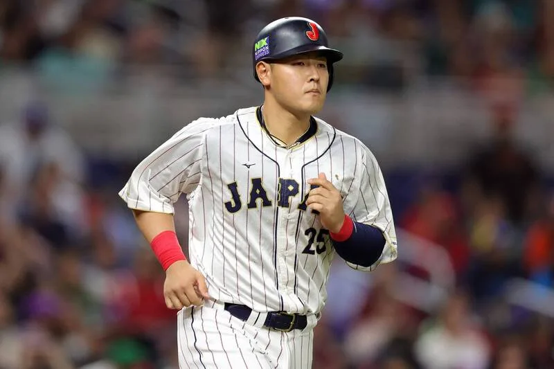剛加入大聯盟藍鳥的岡本和真是日本除了大谷以及村上之外的重砲。/金享娛樂城