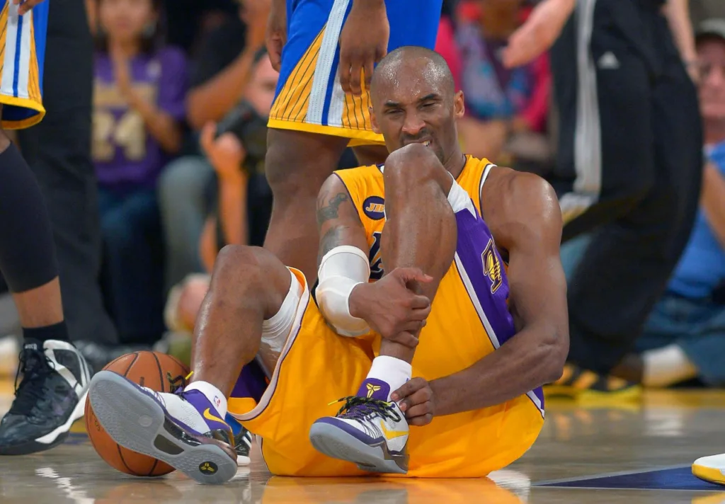 Kobe Bryant阿基里斯腱斷裂時是三十四歲。/金享娛樂城