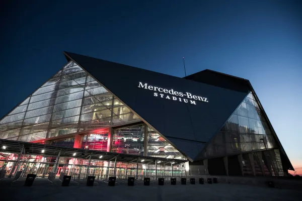 亞特蘭大球場可彈性調整座位到75000席以上(photo:mercedesbenzstadium)/金享娛樂城